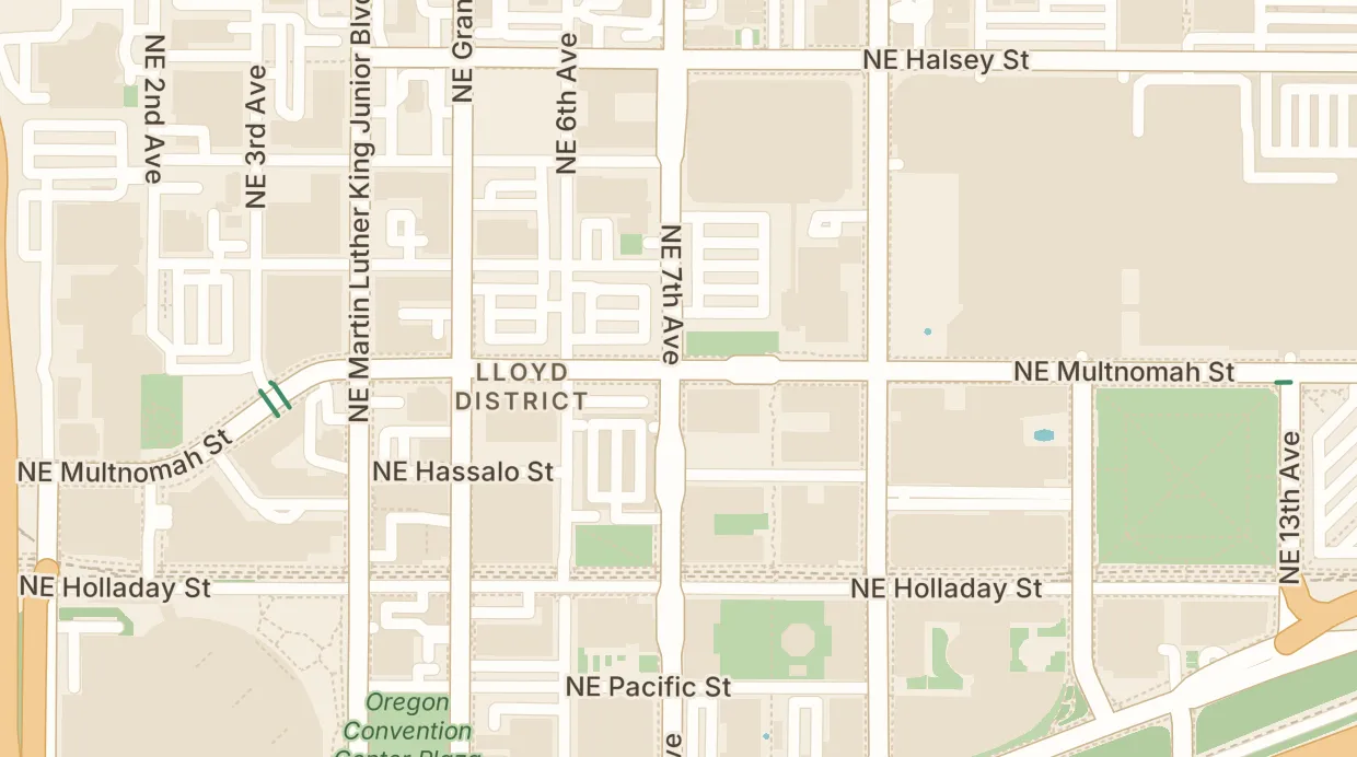 A map of the streets around 700 NE Multnomah St